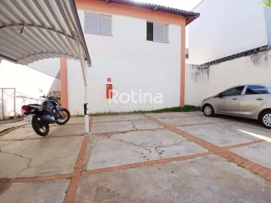 Apartamento com 3 Quartos para alugar, 68m² no Santa Mônica, Uberlândia