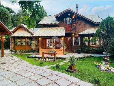 Casa com 4 Quartos à venda, 300m² no Planalto, Gramado