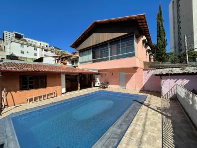 Casa com 6 Quartos à venda, 288m² no Santa Lúcia, Belo Horizonte