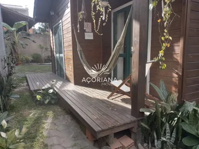 Casa com 3 Quartos para alugar, 80m² no Rio Tavares, Florianópolis