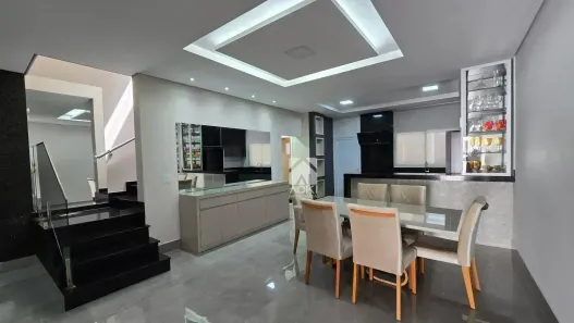 Sobrado com 3 Quartos à venda, 211m² no Jardim São Paulo, Americana