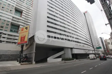 Apartamento com 2 Quartos para alugar, 89m² no Centro, Curitiba