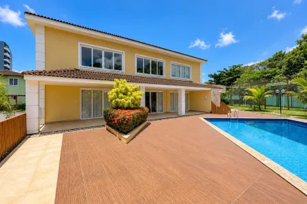 Casa de Condomínio com 4 Quartos à venda, 392m² no Piatã, Salvador