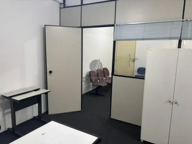 Sala Comercial com 2 Quartos para alugar, 76m² no Bosque, Campinas