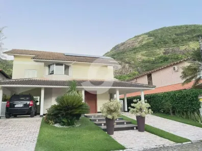 Casa de Condomínio com 4 Quartos à venda, 350m² no Itacoatiara, Niterói