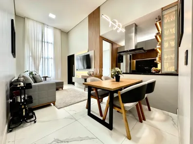 Sobrado com 2 Quartos para alugar, 138m² no Xaxim, Curitiba