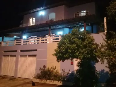 Casa de Condomínio com 4 Quartos à venda, 300m² no Baldeador, Niterói