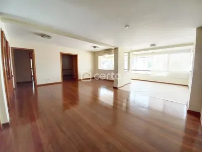 Apartamento com 3 Quartos para alugar, 158m² no Rio Branco, Porto Alegre