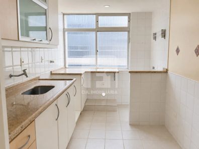 Apartamento com 2 Quartos à venda, 65m² no Centro, Florianópolis