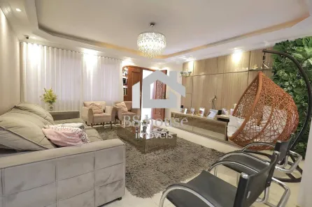 Sobrado com 4 Quartos à venda, 233m² no Bangú, Santo André