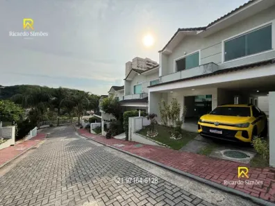 Casa de Condomínio com 4 Quartos à venda, 177m² no Freguesia (Jacarepaguá), Rio de Janeiro