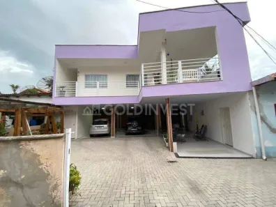 Casa com 3 Quartos à venda, 190m² no São Pedro, Brusque