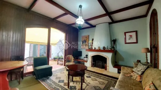Casa com 4 Quartos à venda, 400m² no Petrópolis, Porto Alegre