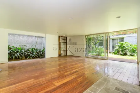 Casa com 4 Quartos à venda, 465m² no Jardim América, São Paulo