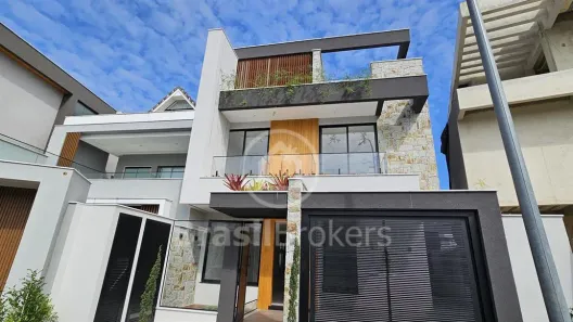 Casa de Condomínio com 5 Quartos à venda, 526m² no Recreio dos Bandeirantes, Rio de Janeiro