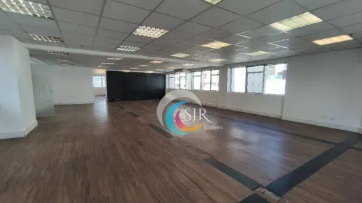 Sala Comercial para alugar, 196m² no Vila Olímpia, São Paulo