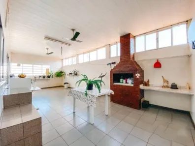 Galpão/Depósito/Armazém à venda, 1500m² no Setor Industrial, Brasília