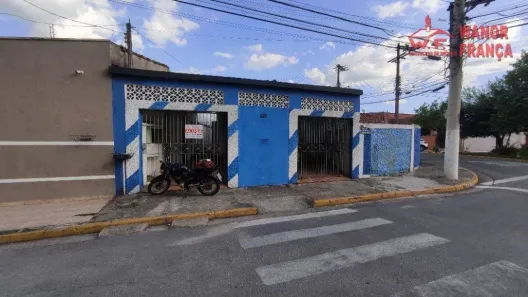 Casa com 2 Quartos para alugar, 50m² no Parque São Francisco, Guaratinguetá