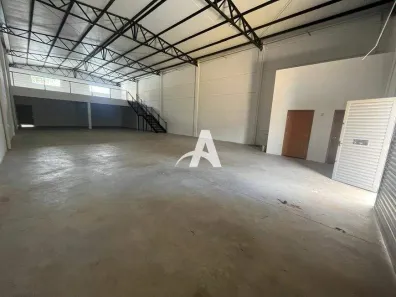 Galpão/Depósito/Armazém para alugar, 405m² no Jardim Brasília, Uberlândia