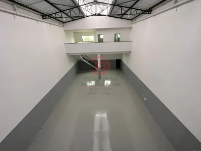 Galpão/Depósito/Armazém à venda, 440m² no Parque Boturussu, São Paulo