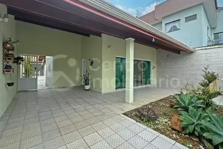 Casa com 3 Quartos à venda, 218m² no , Peruíbe