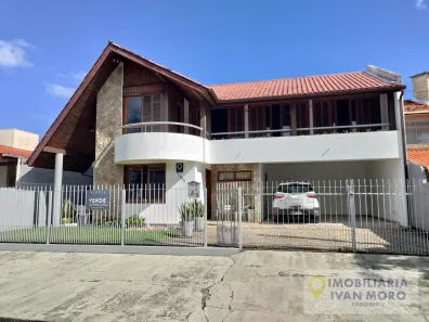 Casa com 4 Quartos à venda, 204m² no Daniela, Florianópolis