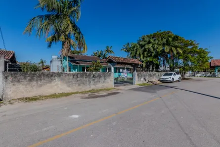 Lote/Terreno com 1 Quarto à venda, 1408m² no , Tijucas