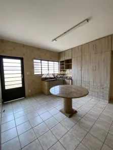 Casa com 3 Quartos para alugar, 571m² no Vila Indaiá, Rio Claro