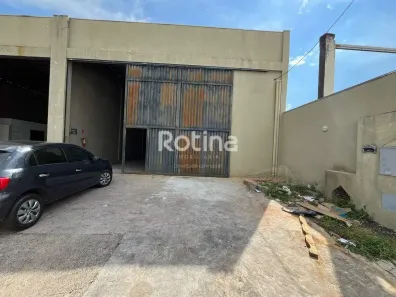 Galpão/Depósito/Armazém para alugar, 338m² no Marta Helena, Uberlândia