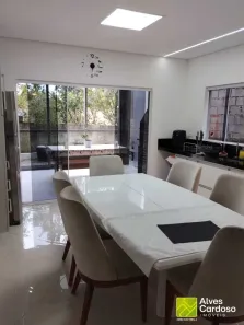 Casa de Condomínio com 2 Quartos à venda, 110m² no dos Pereiras (Caucaia do Alto), Cotia