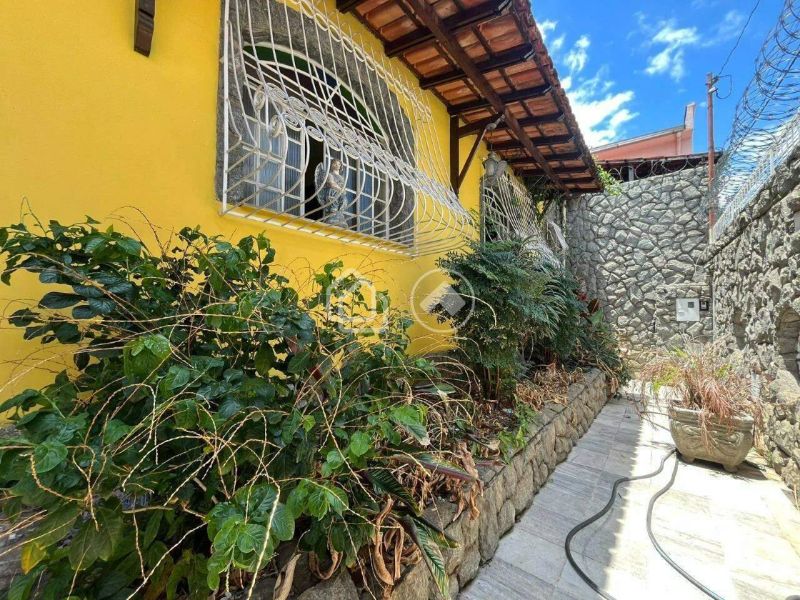Casa com 4 quartos — Padre Eustáquio, Belo Horizonte