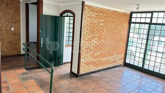 Imóvel Comercial com 4 Quartos para alugar, 285m² no Santos Dumont, São José do Rio Preto