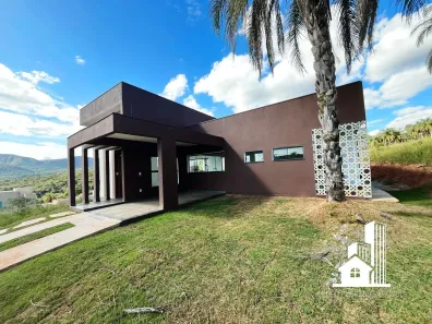 Casa de Condomínio com 4 Quartos à venda, 250m² no Estância da Cachoeira, Brumadinho