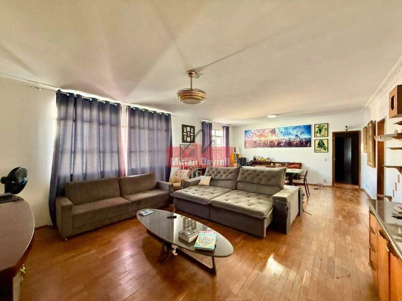 Apartamento com 4 quartos — Sion, Belo Horizonte