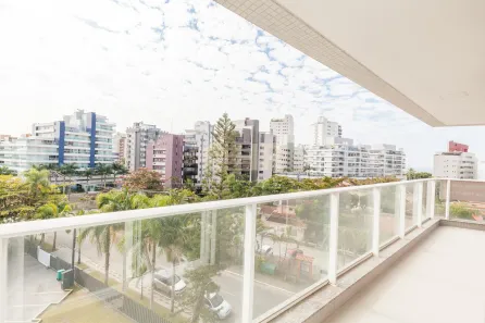 Cobertura com 5 Quartos à venda, 237m² no Caiobá, Matinhos