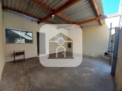 Casa com 2 Quartos para alugar, 87m² no Jardim Ipanema, Uberlândia