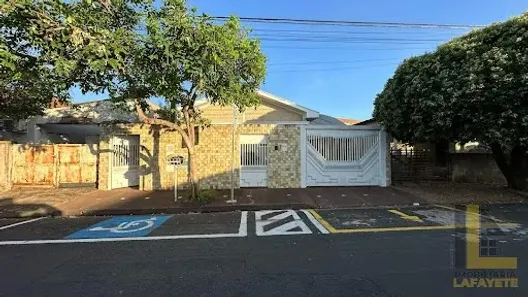 Casa com 5 Quartos à venda, 220m² no Vila Moreira, São José do Rio Preto