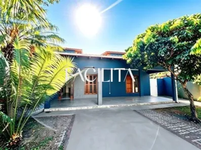 Casa com 3 Quartos para alugar, 120m² no Campeche, Florianópolis