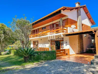 Casa de Condomínio com 4 Quartos à venda, 250m² no Carlos Guinle, Teresópolis