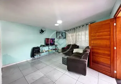 Casa com 2 Quartos à venda, 128m² no Santa Maria, Santos