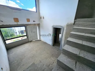 Casa de Condomínio com 4 Quartos à venda, 150m² no Albuquerque, Teresópolis