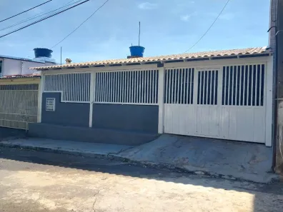 Casa com 3 Quartos à venda, 150m² no Recanto das Emas, Brasília