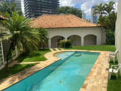 Casa com 3 Quartos à venda, 340m² no Boaçava, São Paulo