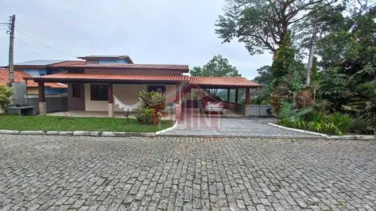 Casa de Condomínio com 3 Quartos à venda, 180m² no Badu, Niterói