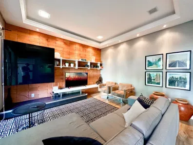 Casa com 3 Quartos à venda, 477m² no Canto, Florianópolis