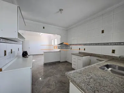 Casa com 3 Quartos à venda, 450m² no Jardim Ipiranga, Americana