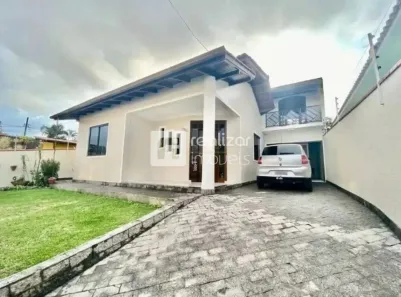 Casa com 4 Quartos para alugar, 230m² no Jardim Cidade de Florianópolis, São José