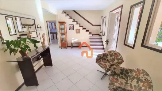 Casa com 5 Quartos à venda, 270m² no Piratininga, Niterói