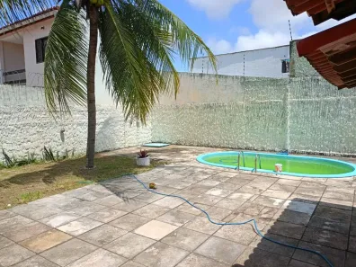 Casa com 4 Quartos para alugar, 180m² no Ponta Negra, Natal