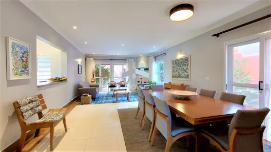 Casa de Condomínio com 2 Quartos à venda, 245m² no Parque Luciamar, Campinas